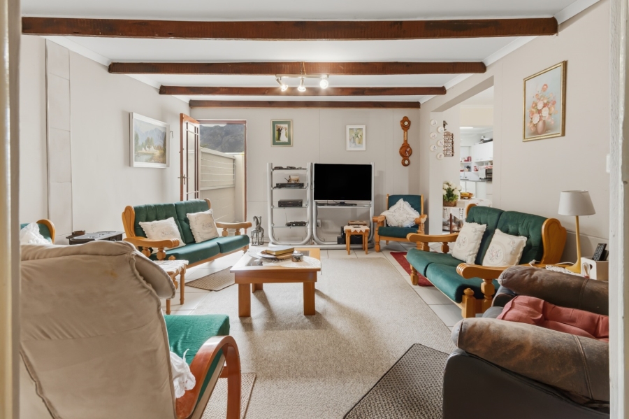 3 Bedroom Property for Sale in Whispering Pines Western Cape